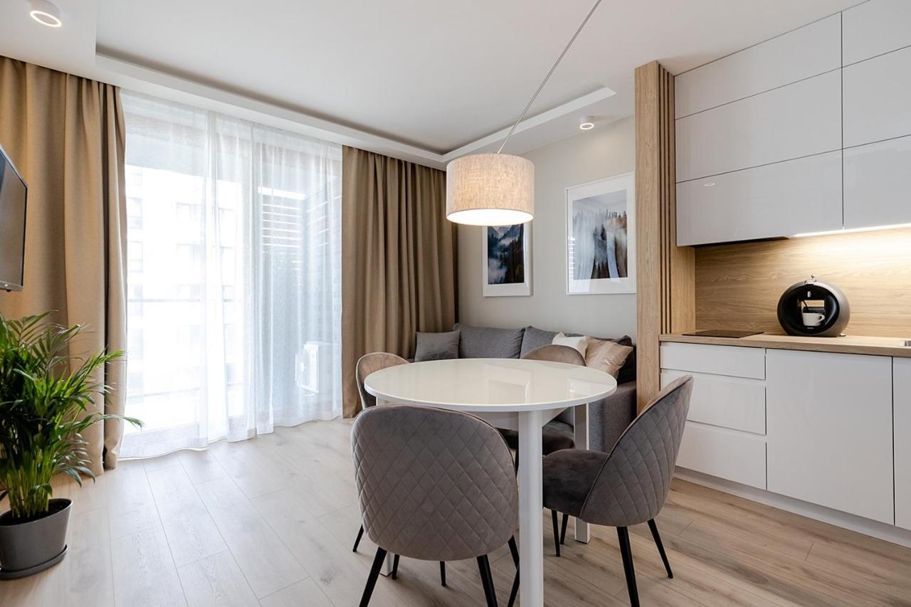 Apartment Wola, Wi-Fi, Smart Lock, Air Condition Warsaw Exterior photo